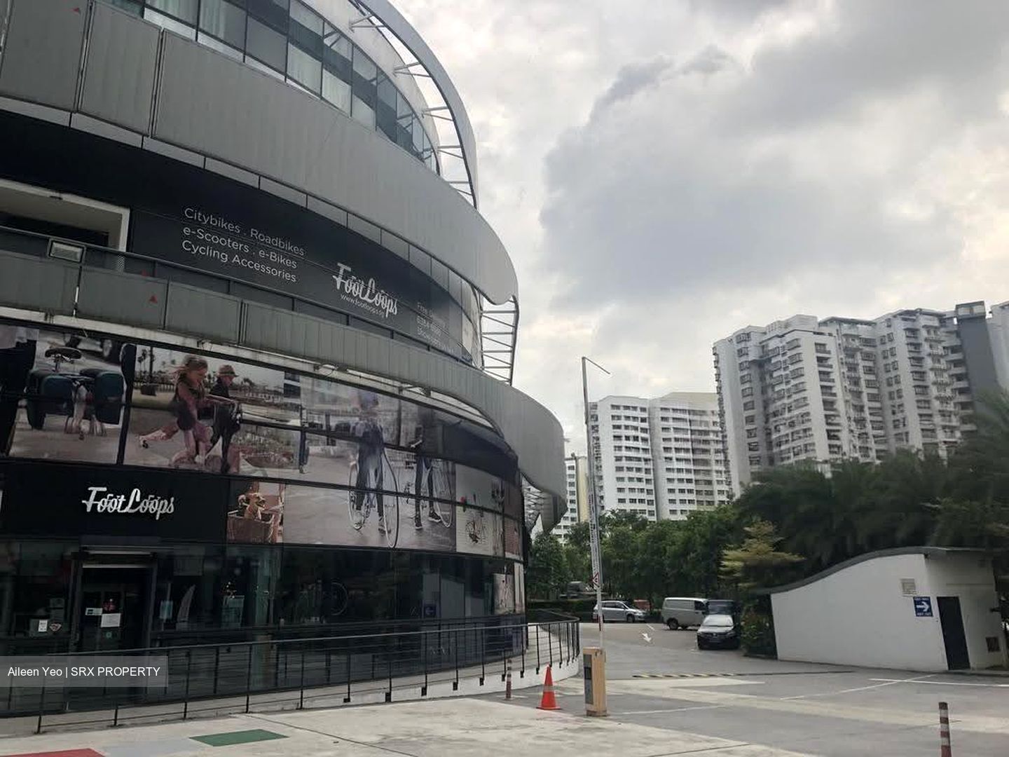 Oxley Bizhub (D14), Factory #636291701